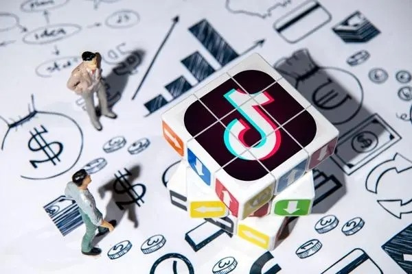 40万抖音粉丝号可以卖多少？